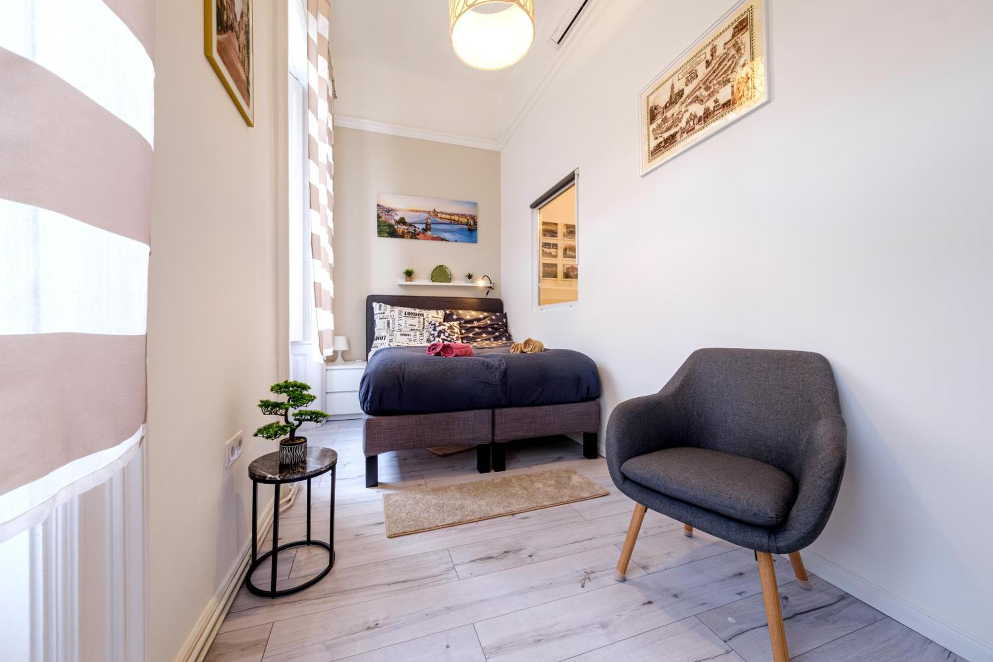 Soho Downtown Apartment Budapest Eksteriør bilde